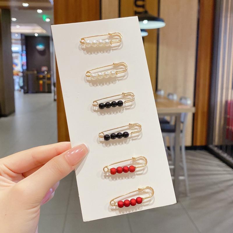 Women's Invisible Pearl Brooch: Anti-Exposure Collar Pin for Shirts and Corsages.