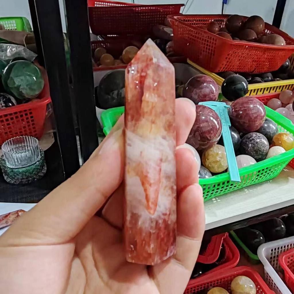 Natural Crystal Red Gum Flower Hexagonal Single Pointed Pillar Polishing Hexagonal Columns with Original Decorative Stones