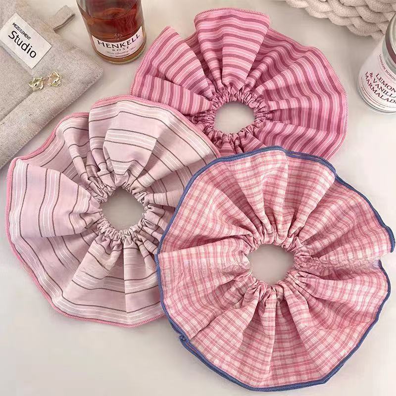 Korean Scrunchies Silk Satin Vintage Floral Hairtie for Pony Hair Band Beach Accessories Rolled Up Women and Girls Fashion Style