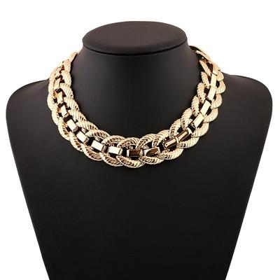 Metal Necklace European and American Exaggerated Short Necklace Collarbone Chain