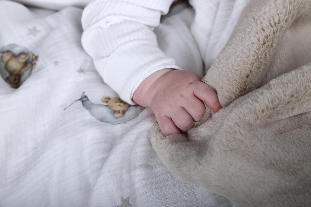 Muslin Baby Blanket with Eco Fur