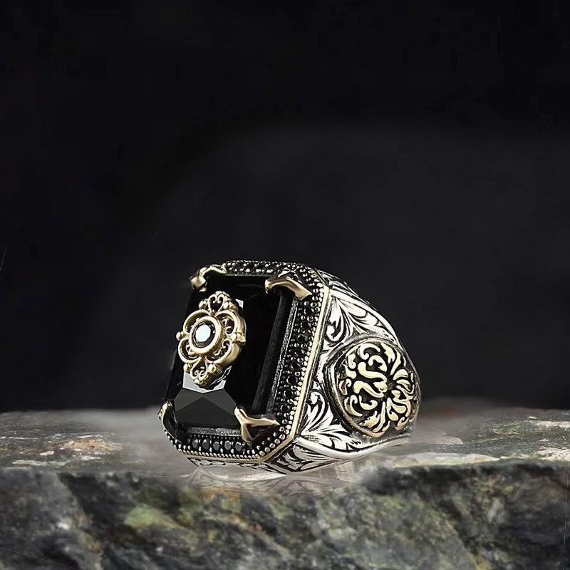 Totem pattern zircon rings Men's punk dark tide cool European and American style rings are popular vintage accessories