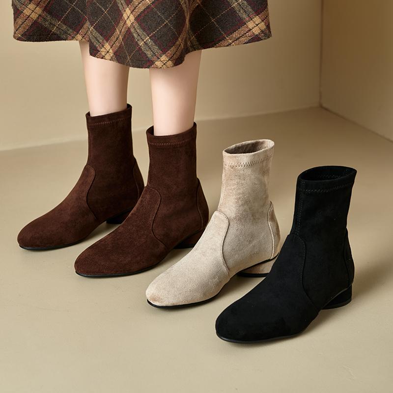 Women's Low-heeled Short Boots Autumn and Winter New Comfortable and Versatile Solid-color Thick-heeled Large-size Simple Short Boots