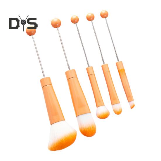 

5 шт./набор кистей для самостоятельного нанесения бисера, 5 размеров, синтетическая кисть для тональной основы кабуки, рассыпчатая пудра, тени для век, консилер, румяна для бровей, косметическая кисть для растушевки оранжевый