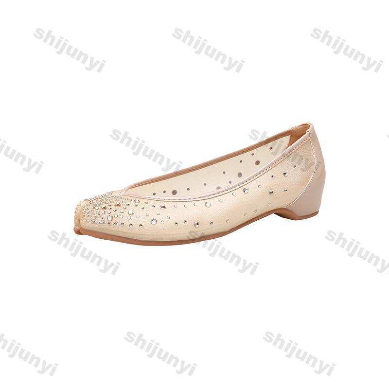 Fashion Women's Rhinestone Sandals 2025 Summer New Breathable Comfortable Casual Shoes Fashion Lightweight Slip On Mary Jane Tabis Shoes