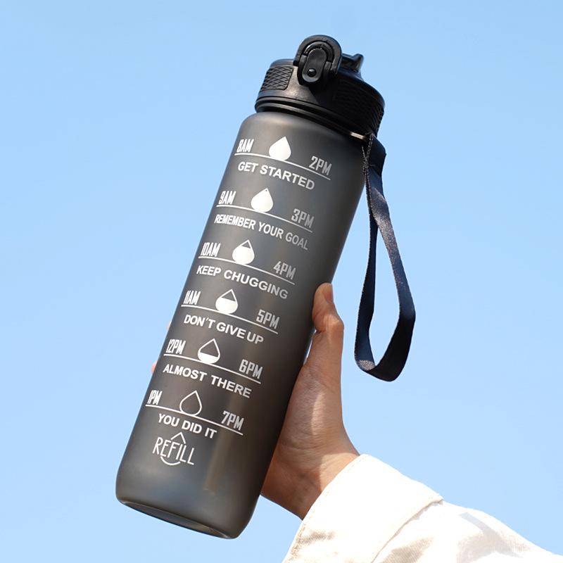 Taza esmerilada de plástico de 1000ml, botella de agua con pajita a prueba de fugas, taza portátil a de tiempo  para Fitness y