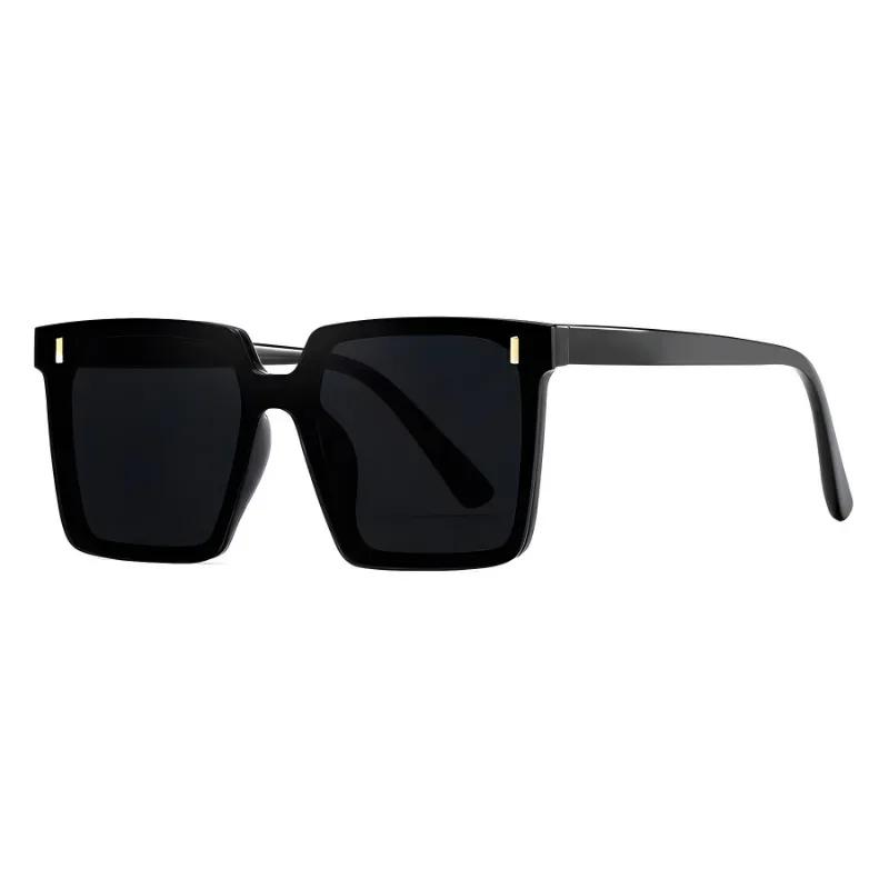 New Women's Small Frame Sunglasses Women Fashion Square Sun Glasses Outdoor Travel Trend Eyewear UV400