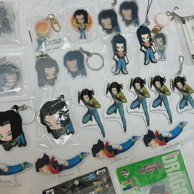 

Dragon Ball Artificial Man No. 17 Keyring Acrylic Stand Batch