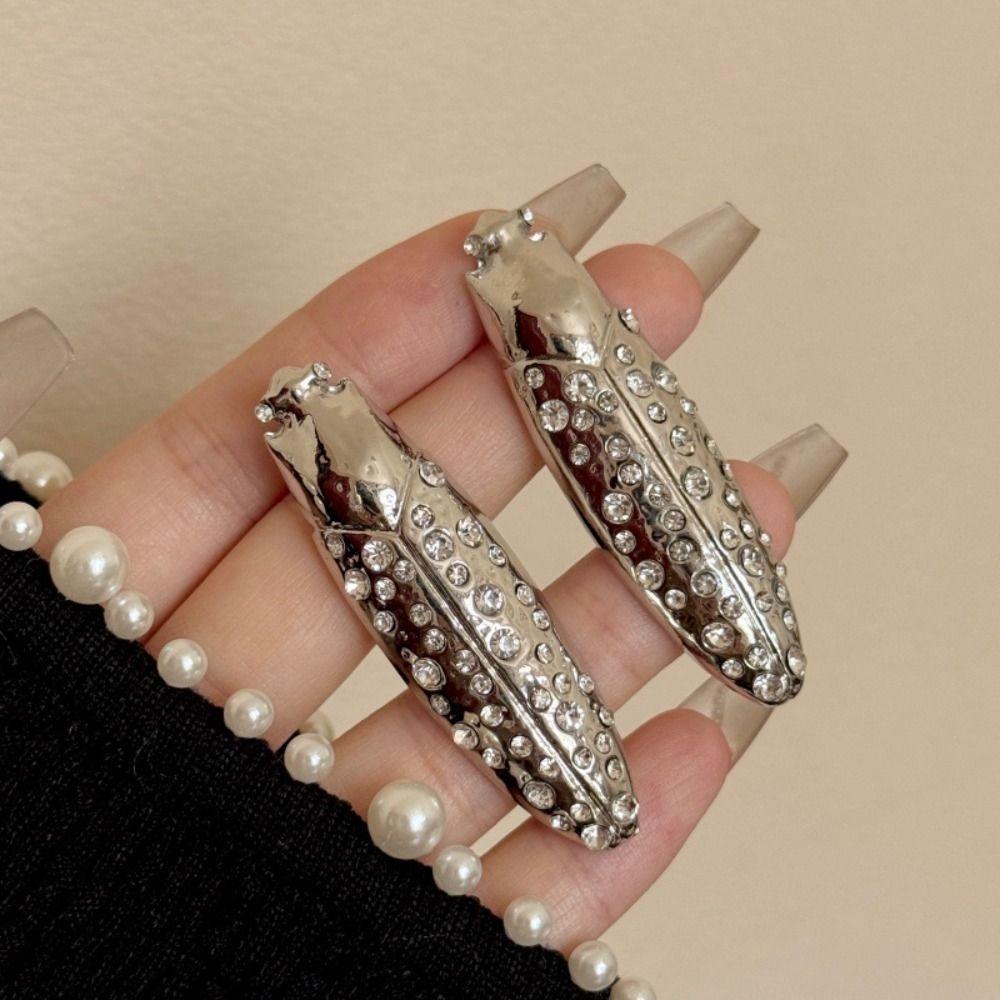 Punk Style Insect Earrings Gothic Personality Earrings Creative Exaggerated Dangle Earrings  Daily