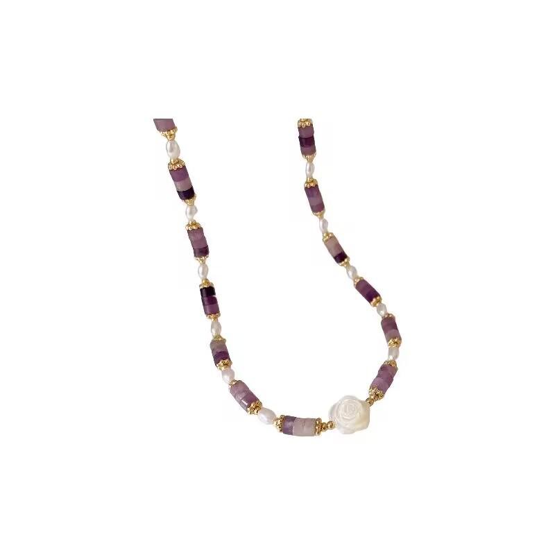 Náhrdelník s květem z přírodní perleti – Elegantní, trendy klíční kostní řetízek pro ženy