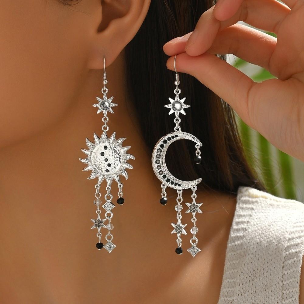 Sun Moon Stars Bohemian Dangle Earring Sparkling Rhinestone Metal Asymmetrical Pendant Earrings Long Tassel Tassel Drop Earrings