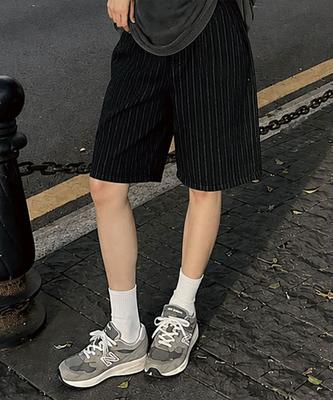 Neseupaseutyudio Yuin Wide Bermuda Stripe Shorts 1 Color [Nssd_6002]