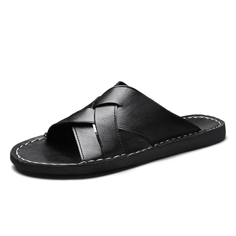 Summer Handmade Leather Slippers for Men Comfortable Beach Walking Shoes Slip On Light Male Flats Slippers Outdoor Half Drag