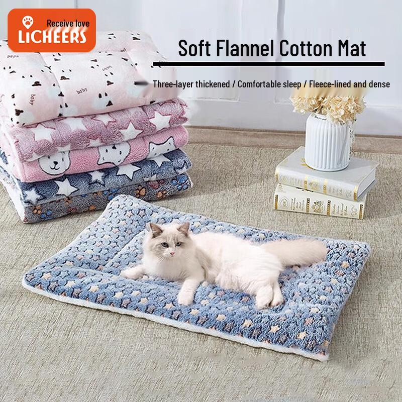 Licheers Pet Sleeping Mat and Blanket