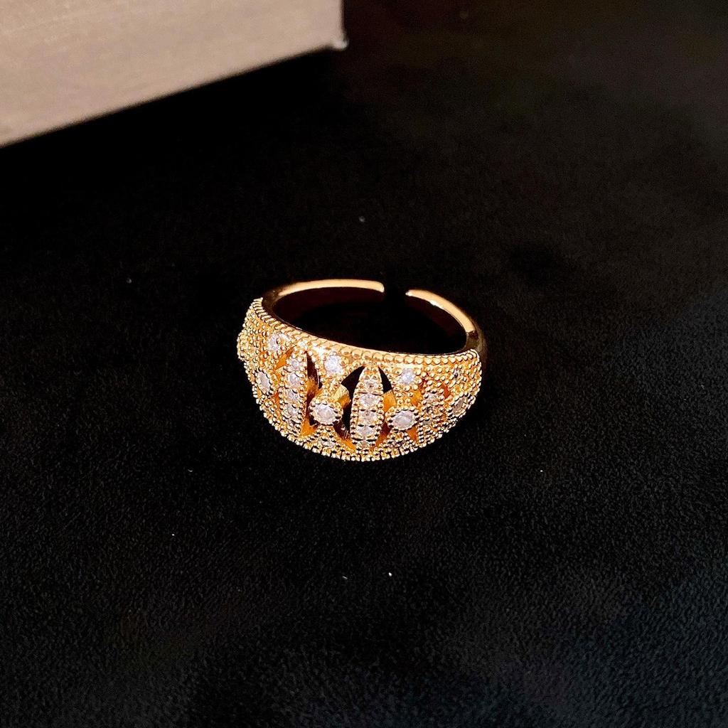 Retro Chinese Geometric Round Zircon Open Ring - High-End Luxury Finger Jewelry