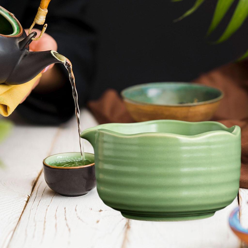 Ceramic Matcha Bowl with Spout for Mixing Decoration Traditional Tea Making Porcelain