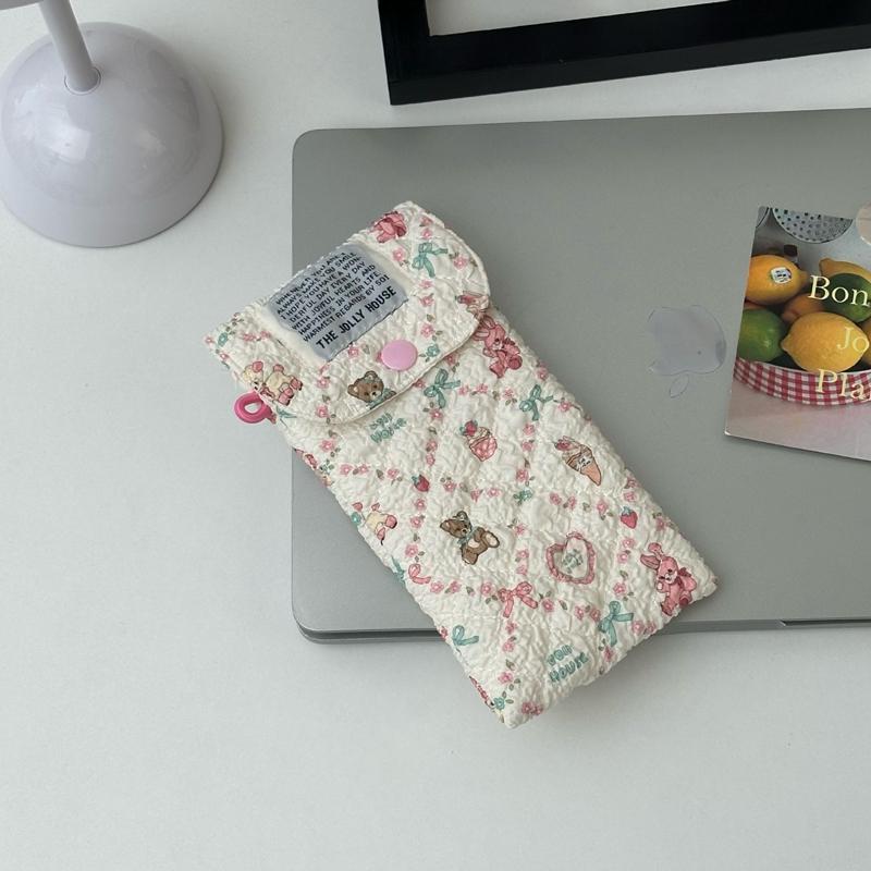 Hello Kitty Pencil Case Large Capacity Plush Pen Holder Hello Kitty Storage Bag Makeup Bag Cosmetics Pouch Desk Organizer Bag