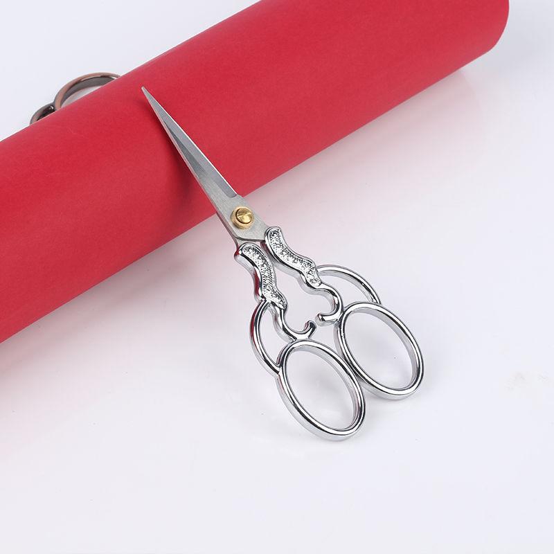 Retro Alloy Embroidery & Craft Scissors for Cross Stitch, Manicure, Paper Cutting, Eyelash Trimming & Thread Ends