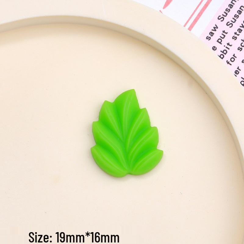Childlike Leaf-Themed Resin DIY Ornaments: Cartoon Hair Clips & Croc Charms