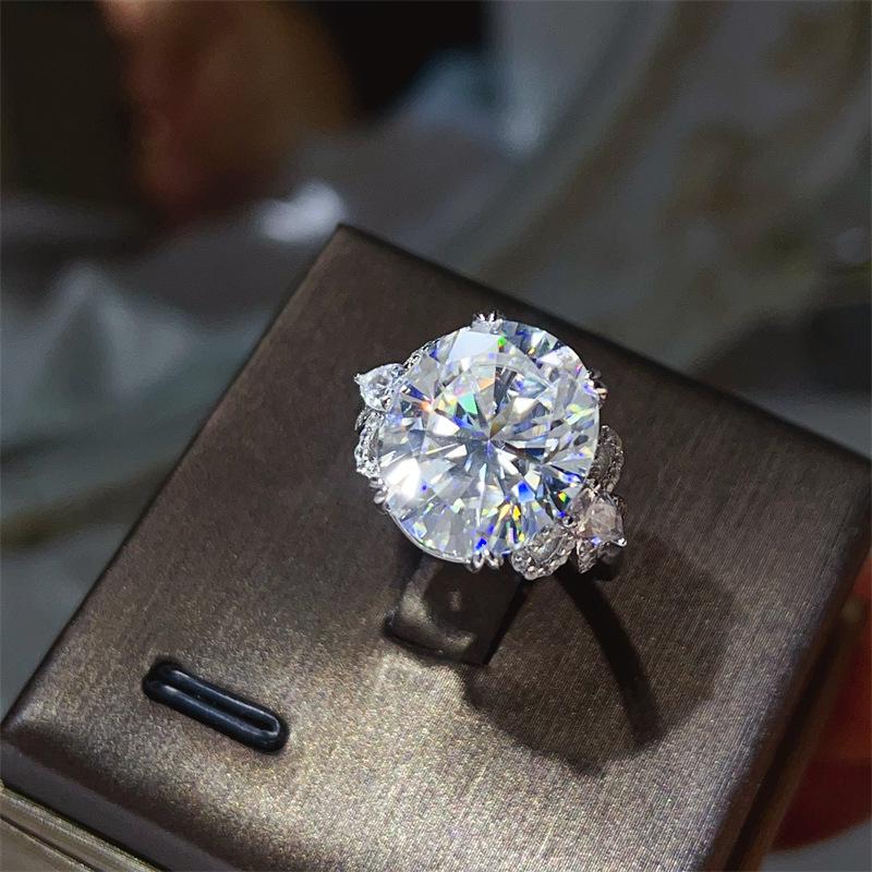 10 Carat D Color Moissanite Ring, Luxury Butterfly Style, Oval Egg Shape, Popular European & American Design