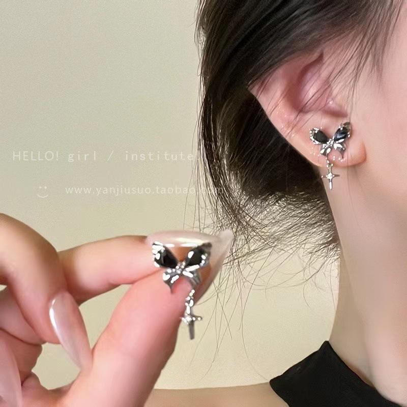 Annual explosion Pearl butterfly earrings women's high-end sense niche 925 silver needle earrings ear jewelry wholesale