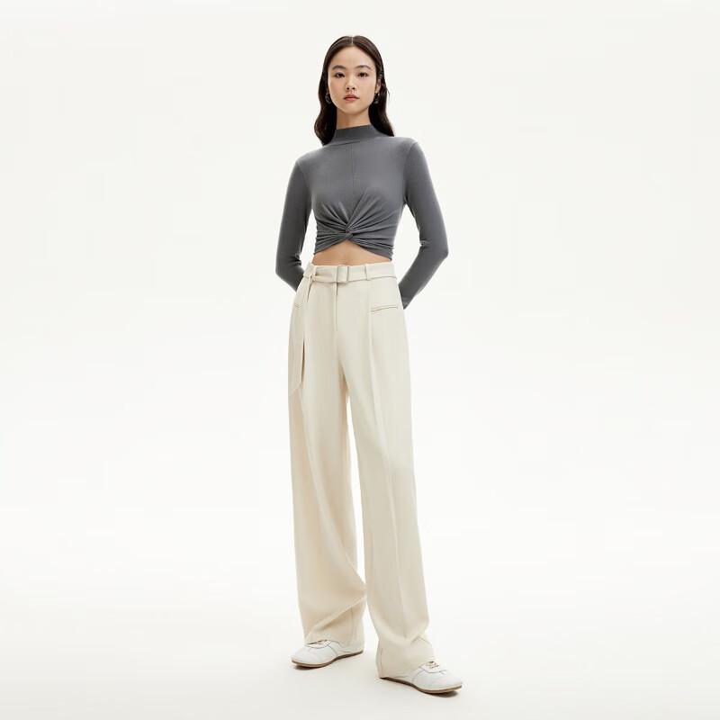 VEROMODA Women's Mock Neck Short Knit Sweater