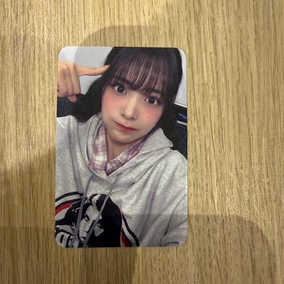 [USED] QWER In-Person Bonus Trading Card: What Do You Like? Ver. Siyeon