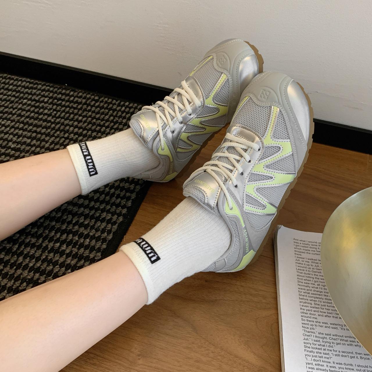 

Retro women s summer new versatile breathable mesh casual running sneakers flat bottom 40