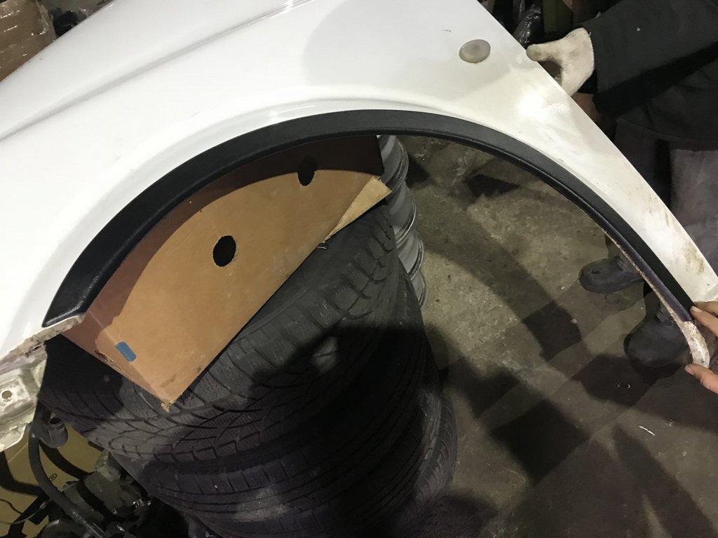 Накладки на арки (4 шт, черные) для Mercedes Viano 2004-2014 гг