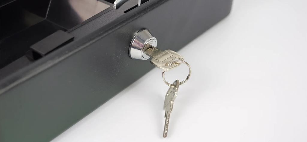 Black Steel Cash Box with Key Lock Hdwr Hd-Cb15
