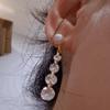 Light luxury natural freshwater pearl stud earrings women's unique temperament earrings 2025 new Korean earrings niche women's earrings