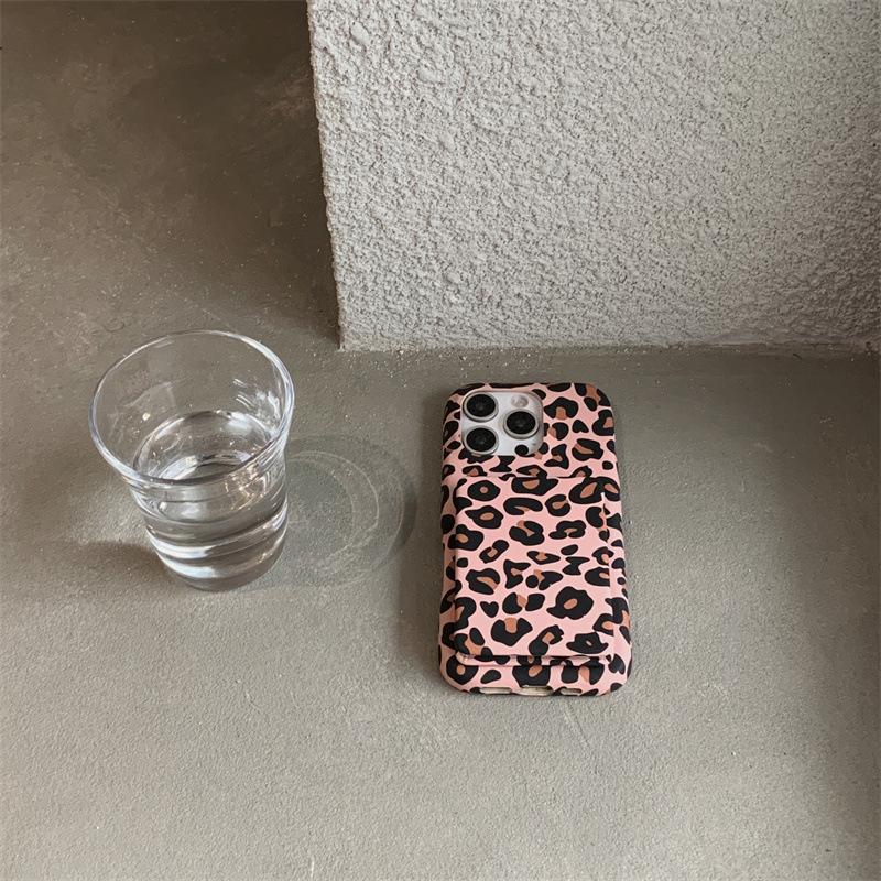 All-inclusive leopard print makeup mirror holder for Apple 16promax mobile phone case iPhone15 fashion 14/13