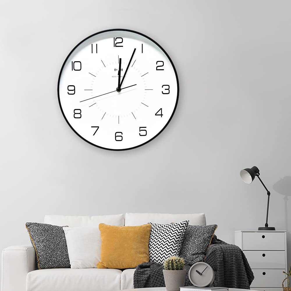 [Besttime] RC260F Rádiem řízené nástěnné hodiny, bílý ciferník, černý metalický, průměr 33x5,5cm, vybaveny anténou s vysokým zesílením