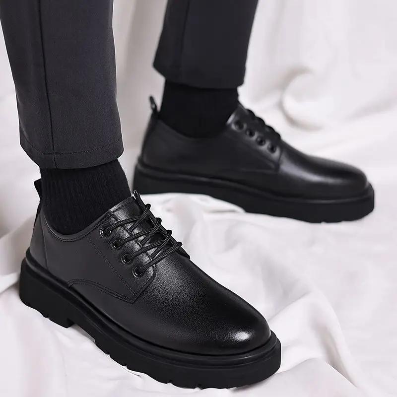 Fashion Leather Shoes for Men Black Thick Sole Platform Round Toe Shipping Free Classic Man Casual Shoe Original Comfortable 2024 Trend
