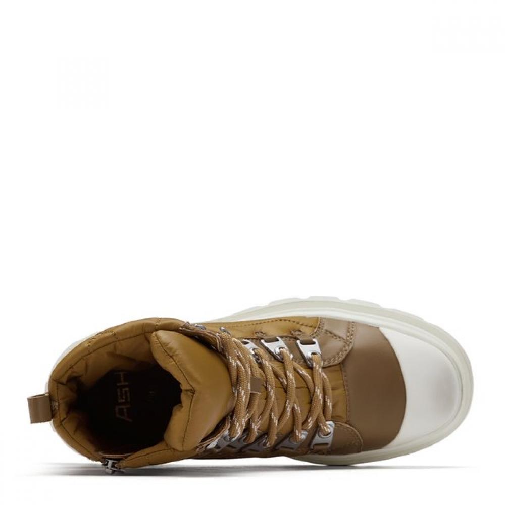 Ash Peak Walker  Ad4d01138 Br 