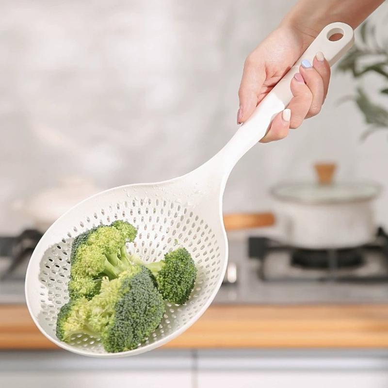 Velké sítko odolné vysokým teplotám, kuchyňská naběračka, cedník na nudle, ochrana proti opaření, skimmer na zeleninu