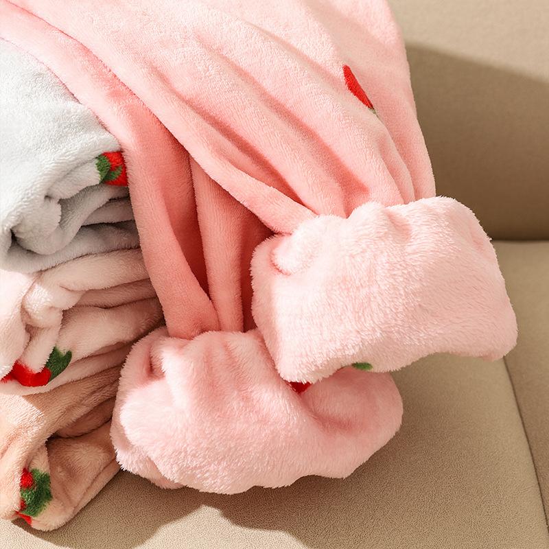 2pcs/Set Women's Coral Velvet Strawberry Padded Thickened Ambient Pajamas Fall and Winter Warm Home Wear Student Pajamas Girls