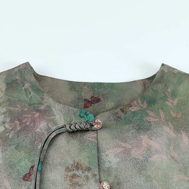 Summer Chinese Style Plus Size Top for Elderly Women - Loose Three-Quarter Sleeve Shirt