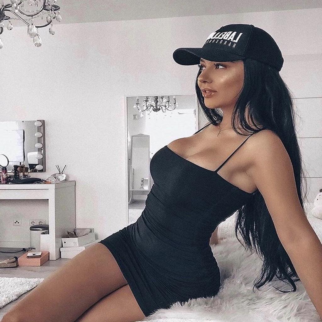 Hot selling cross-border women's European and American summer sexy suspender pleated hip nightclub dress