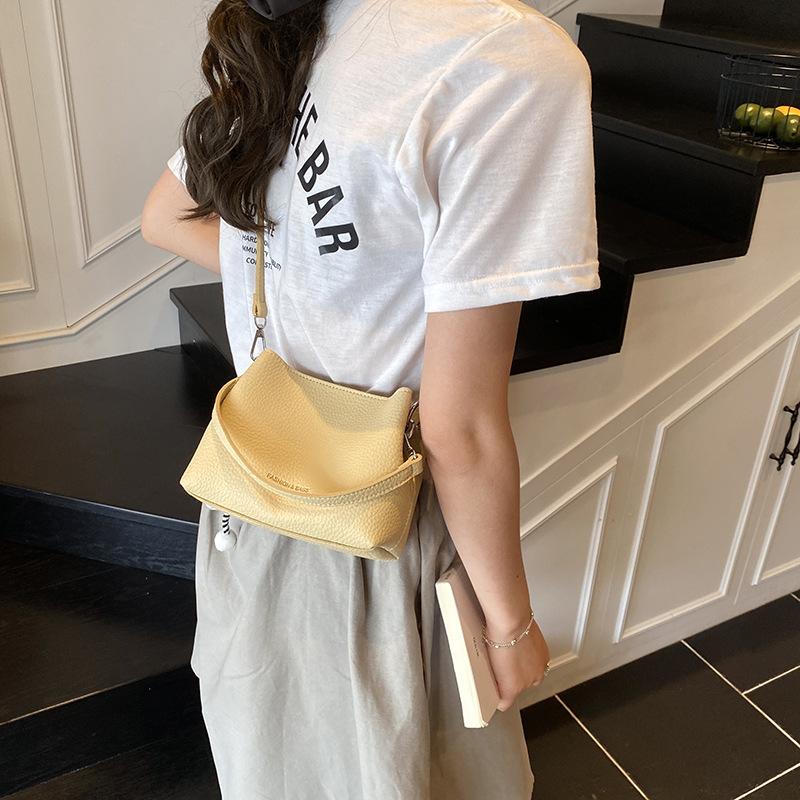 Fashion Versatile Bucket Bag New Women's Bag Underarm Bag Shoulder Bag Crossbody Bag