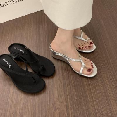 French Retro One-pedal Cool Slippers 2025 Summer Wear Fashion Low-heeled Casual Toe Wedge One-word Slippers