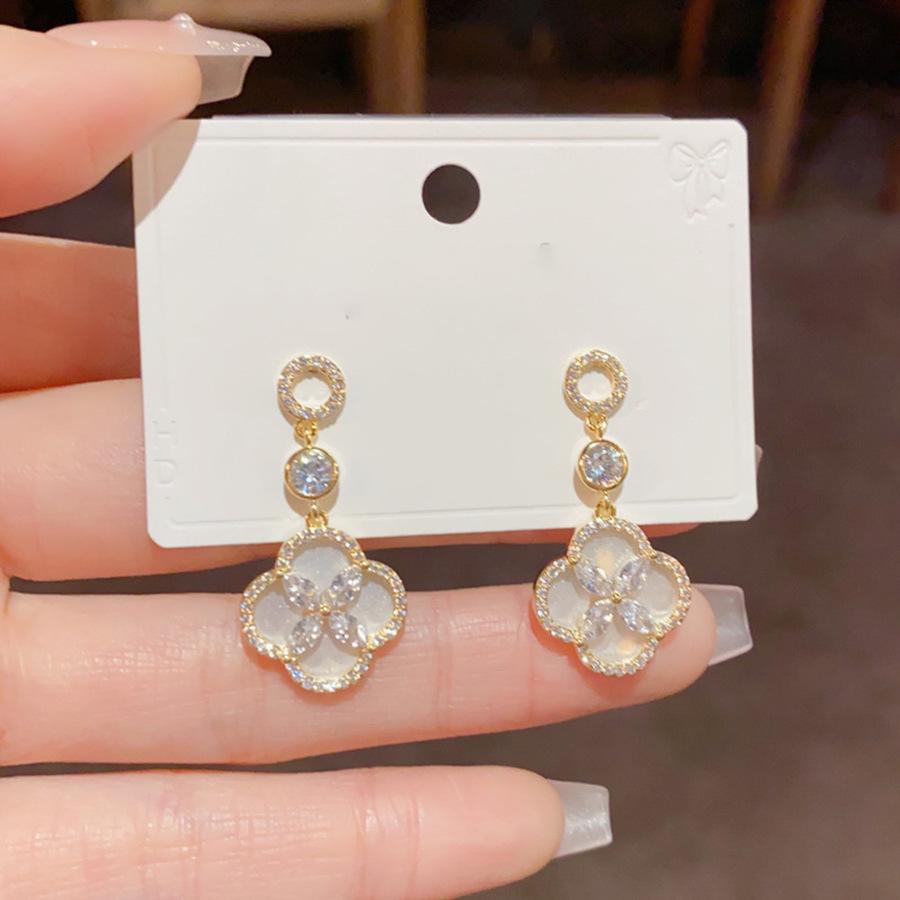 Zircon Fritillary Flower Pendant Earrings Exquisite Light Luxury Temperament Earrings Fashion Versatile Premium Earrings Women