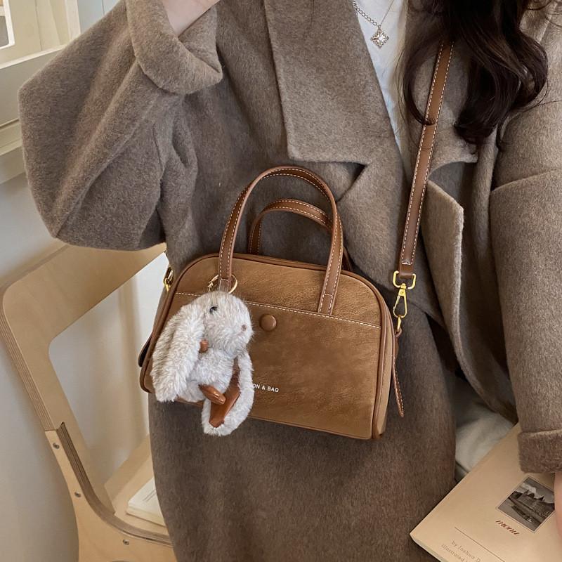 Modern Pu Bag For Women With Zipper Closure And Interior Pouch For Daily Use