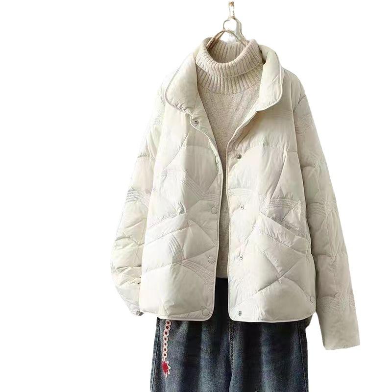 Light and Thin Standing Collar Anti Season Down Jacket for Women's Short Winter White Duck Down Warm Jacket Trend Versatile Down Jacket
