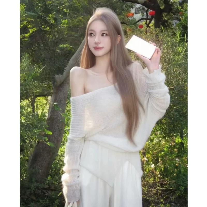 

French-Style Off-Shoulder White Knit Sweater for Women, Autumn and Winter, Relaxed, High-End, Elegant, Loose, Soft and Beautiful Long-Sleeved Top S белый