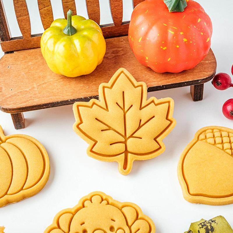 New Thanksgiving Cookie Mold Cartoon Turkey Chestnut Pumpkin Pattern Biscuit Cutting Mold DIY Party Baking Tool Kitchen Supplies