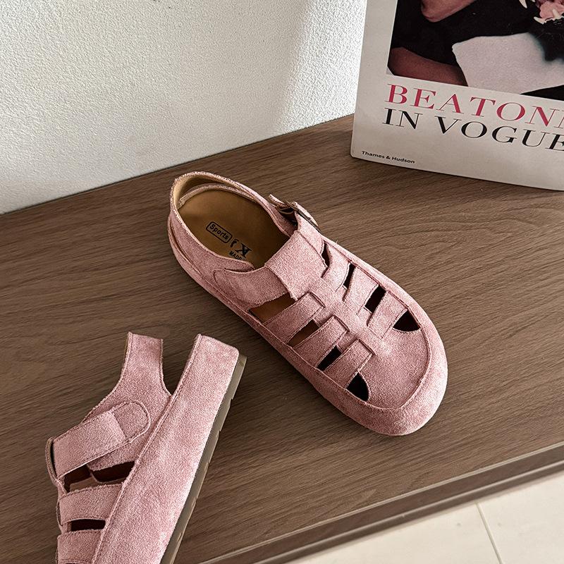 

Gu Yunshu Baotou hollow sandals women s outer wear flats 2025 new summer Birkenstocks women s shoes platform slippers 35