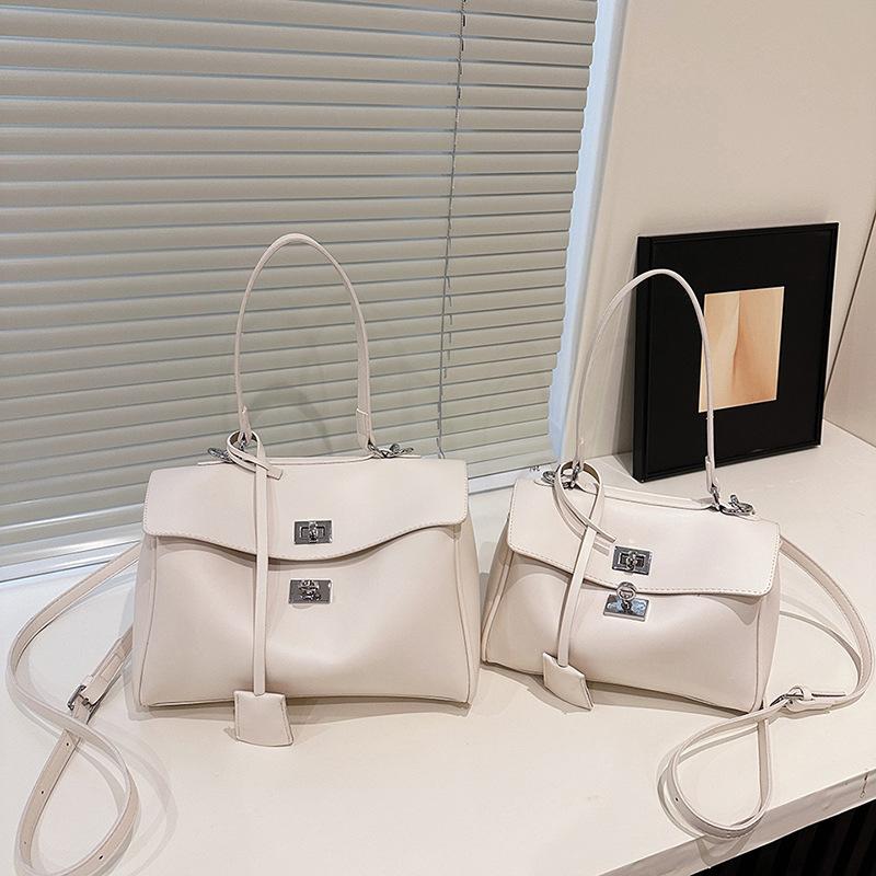 New Casual Large-capacity Portable Underarm Bag Women's Casual Fashion Shoulder Messenger Bag