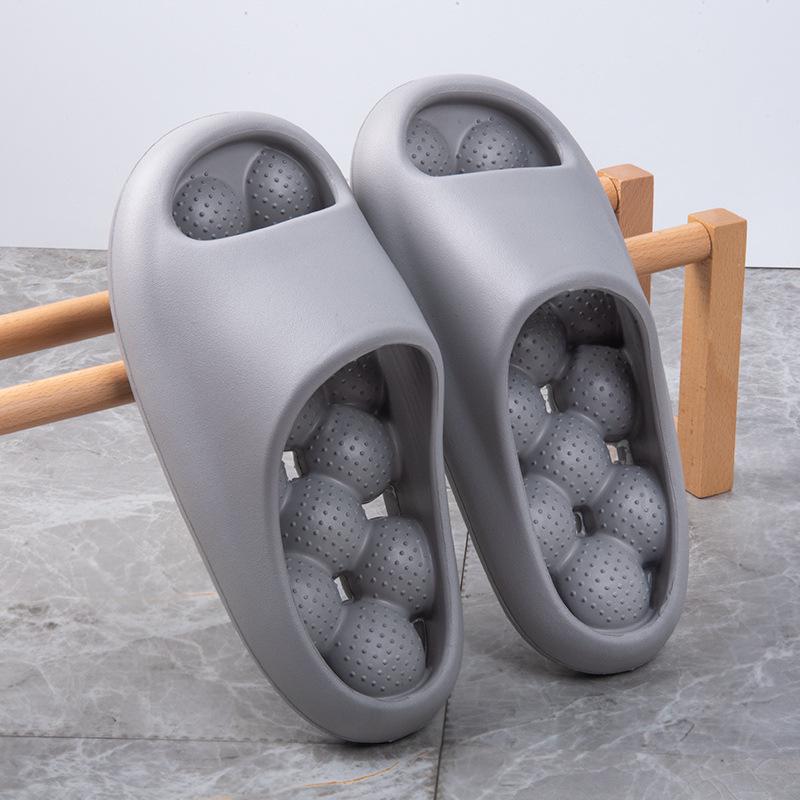 Men's Non-Slip Thick-Soled Summer Indoor Slippers with Unique Massage Design