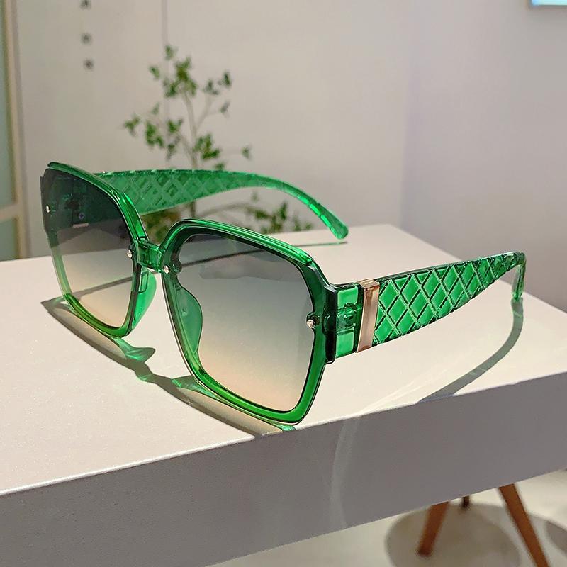 

Синие модные дизайнерские солнцезащитные очки квадратные стильные женские солнцезащитные очки с градиентом мужские очки для занятий спортом на открытом воздухе путешествий as picture shows